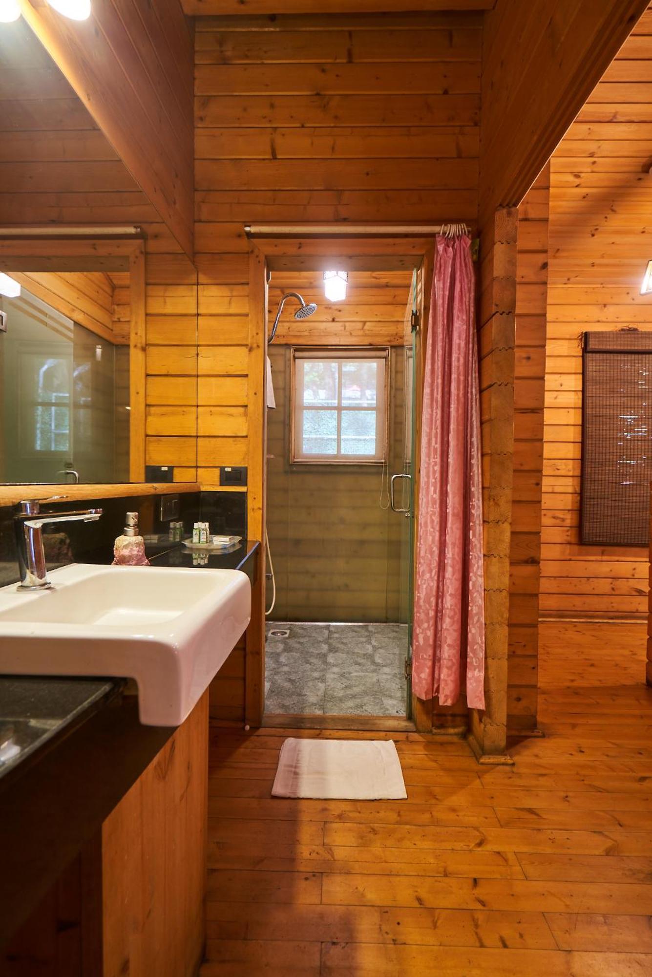 Monteria Resort Chauk Экстерьер фото